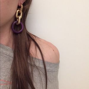 NWT GOLD HOOP CHAIN EARRINGS DANGLING PURPLE LONG